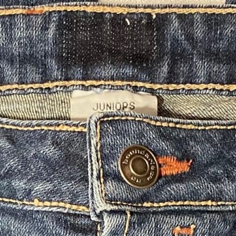 Button Fly Distressed Large Cuff Cropped Jeans - Picture 7 of 7